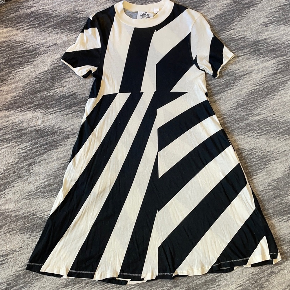 CHEAP MONDAY black and white short sleeve mock neck dress